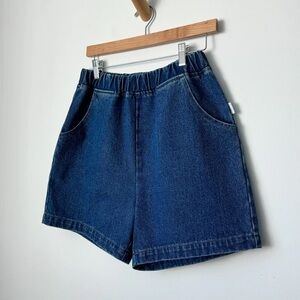 NWT Le Bon Shoppe city shorts L